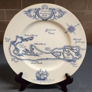 WEDGWOOD Bone China 10 3/4" commemorate Bermuda 1515 plate made in England A.S.